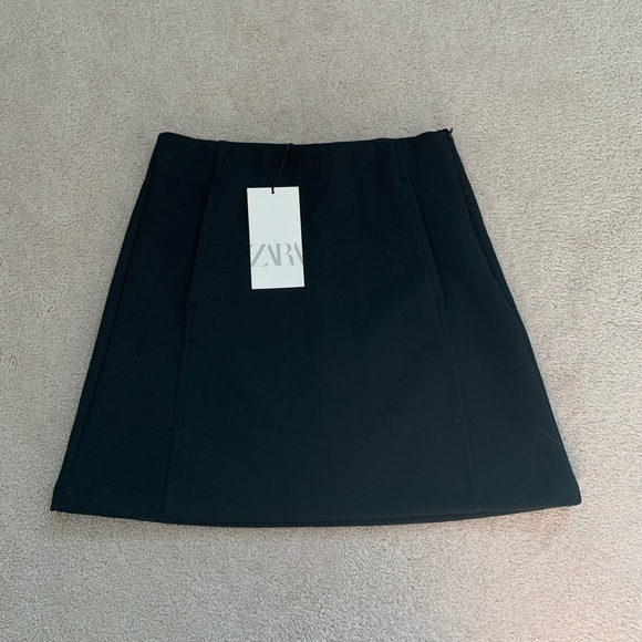 NWT zara mini skirt 🖤 - Picture 4 of 6